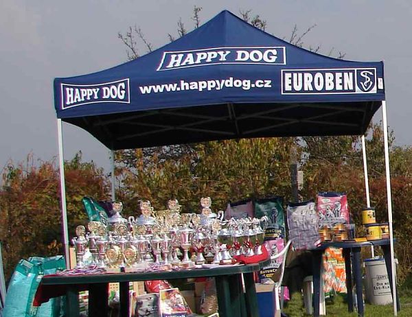 Happy Dog - vynikající krmivo pro švýcarské salašníky - hl. sponzor 