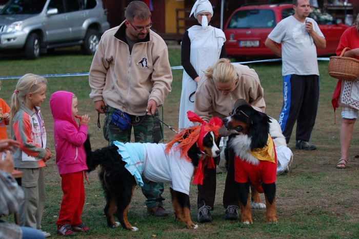 Karneval pejsků a páníčků