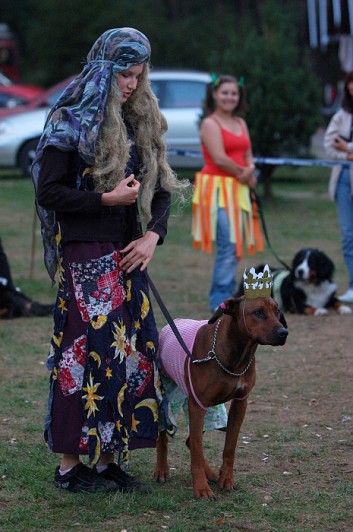 Karneval pejsků a páníčků